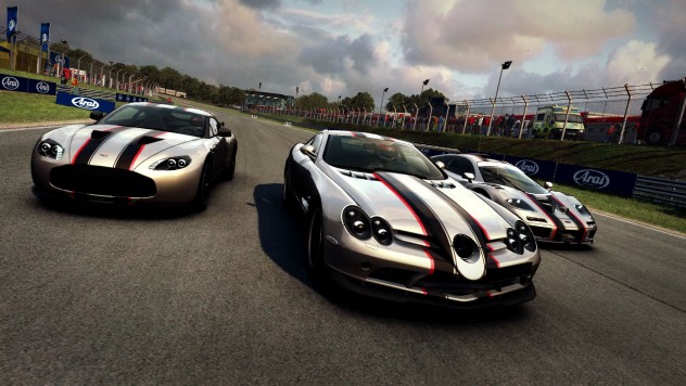 GRID AUTOSPORT - Codemasters - Racing Ahead